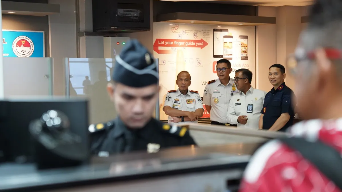 Kawal Arahan Menteri, Irjen Kemenimipas Tinjau Layanan Imigrasi Batam